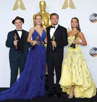 Rylance, Larson, DiCaprio and Vikander pose during the 88th Academy Awards in Hollywood