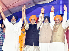 1478000826_golden-jubilee-celebrations-of-punjabi-suba-at-amritsar-copy-copy