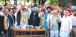 sidhu-sodi-in-conagrews-copy-copy