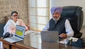 ਪੰਜਾਬ ਟਰਾਂਸਪੋਰਟ ਵਿਭਾਗ ਨੇ ਡੀ.ਐੱਲ. ਅਤੇ ਆਰ.ਸੀ. ਸੇਵਾਵਾਂ ਵਿੱਚ 99% ਤੋਂ ਵੱਧ ਸਮੇਂ ਸਿਰ ਨਿਪਟਾਰਾ ਯਕੀਨੀ ਬਣਾਇਆ: ਹਰਪਾਲ ਸਿੰਘ ਚੀਮਾ ਪੰਜਾਬ ਟਰਾਂਸਪੋਰਟ ਵਿਭਾਗ ਨੇ ਡੀ.ਐੱਲ. ਅਤੇ ਆਰ.ਸੀ. ਸੇਵਾਵਾਂ ਵਿੱਚ 99% ਤੋਂ ਵੱਧ ਸਮੇਂ ਸਿਰ ਨਿਪਟਾਰਾ ਯਕੀਨੀ ਬਣਾਇਆ: ਹਰਪਾਲ ਸਿੰਘ ਚੀਮਾ