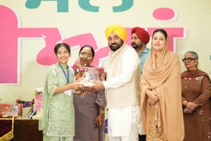 ਮੁੱਖ ਮੰਤਰੀ ਭਗਵੰਤ ਸਿੰਘ ਮਾਨ ਨੇ ਧੂਰੀ ਵਿਖੇ ‘ਤੀਆਂ ਦੇ ਮੇਲੇ’ ਵਿੱਚ ਕੀਤੀ ਸ਼ਿਰਕਤ