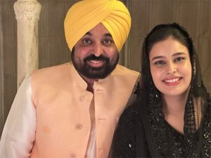 ਸੀਐਮ ਮਾਨ ਦੀ ਪਤਨੀ ਡਾ. ਗੁਰਪ੍ਰੀਤ ਕੌਰ ਨੇ ਮਜੀਠੀਆ ਤੇ ਖਹਿਰਾ ਨੂੰ ਭੇਜਿਆ ਨੋਟਿਸ ਸੀਐਮ ਮਾਨ ਦੀ ਪਤਨੀ ਡਾ. ਗੁਰਪ੍ਰੀਤ ਕੌਰ ਨੇ ਮਜੀਠੀਆ ਤੇ ਖਹਿਰਾ ਨੂੰ ਭੇਜਿਆ ਨੋਟਿਸ