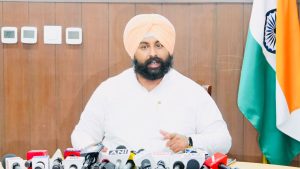 ਭਗਵੰਤ ਮਾਨ ਸਰਕਾਰ ਨੇ ‘ਸਫਾਈ ਮੁਹਿੰਮ 2.0’ 12 ਸਤੰਬਰ ਤੱਕ ਵਧਾਈ, 5400 ਤੋਂ ਵੱਧ ਸ਼ਿਕਾਇਤਾਂ ਦਾ ਕੀਤਾ ਨਿਪਟਾਰਾ: ਹਰਜੋਤ ਸਿੰਘ ਬੈਂਸ ਭਗਵੰਤ ਮਾਨ ਸਰਕਾਰ ਨੇ ‘ਸਫਾਈ ਮੁਹਿੰਮ 2.0’ 12 ਸਤੰਬਰ ਤੱਕ ਵਧਾਈ, 5400 ਤੋਂ ਵੱਧ ਸ਼ਿਕਾਇਤਾਂ ਦਾ ਕੀਤਾ ਨਿਪਟਾਰਾ: ਹਰਜੋਤ ਸਿੰਘ ਬੈਂਸ