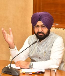 ਈਜ਼ੀ ਰਜਿਸਟਰੀ ਦੇ 14 ਮਹੀਨੇ ਮੁਕੰਮਲ, ਪੰਜਾਬ ਵਿੱਚ ਜਾਇਦਾਦ ਰਜਿਸਟ੍ਰੇਸ਼ਨ ਸੇਵਾਵਾਂ ‘ਚ ਆਇਆ ਵੱਡਾ ਬਦਲਾਅ ਈਜ਼ੀ ਰਜਿਸਟਰੀ ਦੇ 14 ਮਹੀਨੇ ਮੁਕੰਮਲ, ਪੰਜਾਬ ਵਿੱਚ ਜਾਇਦਾਦ ਰਜਿਸਟ੍ਰੇਸ਼ਨ ਸੇਵਾਵਾਂ ‘ਚ ਆਇਆ ਵੱਡਾ ਬਦਲਾਅ