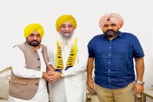 ਸ਼੍ਰੋਮਣੀ ਅਕਾਲੀ ਦਲ ਨੂੰ ਵੱਡਾ ਝਟਕਾ – ਰਵਿੰਦਰ ਸਿੰਘ ਬ੍ਰਹਮਪੁਰਾ ਆਮ ਆਦਮੀ ਪਾਰਟੀ ’ਚ ਸ਼ਾਮਲ ਸ਼੍ਰੋਮਣੀ ਅਕਾਲੀ ਦਲ ਨੂੰ ਵੱਡਾ ਝਟਕਾ – ਰਵਿੰਦਰ ਸਿੰਘ ਬ੍ਰਹਮਪੁਰਾ ਆਮ ਆਦਮੀ ਪਾਰਟੀ ’ਚ ਸ਼ਾਮਲ
