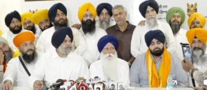 ‘ਵਾਰਿਸ ਪੰਜਾਬ ਦੇ’ ਨੇ ਪੰਜਾਬੀ ਗੀਤਕਾਰ ਰੌਂਤਾ ਨੂੰ ਰਾਮਪੁਰਾ ਫੂਲ ਤੋਂ ਬਣਾਇਆ ਉਮੀਦਵਾਰ ‘ਵਾਰਿਸ ਪੰਜਾਬ ਦੇ’ ਨੇ ਪੰਜਾਬੀ ਗੀਤਕਾਰ ਰੌਂਤਾ ਨੂੰ ਰਾਮਪੁਰਾ ਫੂਲ ਤੋਂ ਬਣਾਇਆ ਉਮੀਦਵਾਰ