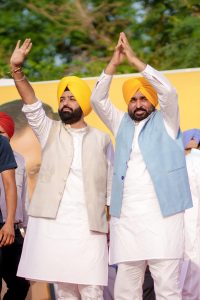 ਕੰਮ ਦੀ ਰਾਜਨੀਤੀ’ ਨੇ ਲੋਕਾਂ ਦਾ ਵਿਸ਼ਵਾਸ ਜਿੱਤਿਆ, 2027 ਵਿੱਚ ਪੰਜਾਬ ਸਾਨੂੰ ਇੱਕ ਹੋਰ ਮੌਕਾ ਦੇਵੇਗਾ: ਮੁੱਖ ਮੰਤਰੀ ਭਗਵੰਤ ਸਿੰਘ ਮਾਨ ਕੰਮ ਦੀ ਰਾਜਨੀਤੀ’ ਨੇ ਲੋਕਾਂ ਦਾ ਵਿਸ਼ਵਾਸ ਜਿੱਤਿਆ, 2027 ਵਿੱਚ ਪੰਜਾਬ ਸਾਨੂੰ ਇੱਕ ਹੋਰ ਮੌਕਾ ਦੇਵੇਗਾ: ਮੁੱਖ ਮੰਤਰੀ ਭਗਵੰਤ ਸਿੰਘ ਮਾਨ